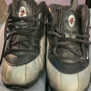 Toddler size 9c Nike Air Foamposite. Chrome/Black. These are pre-own